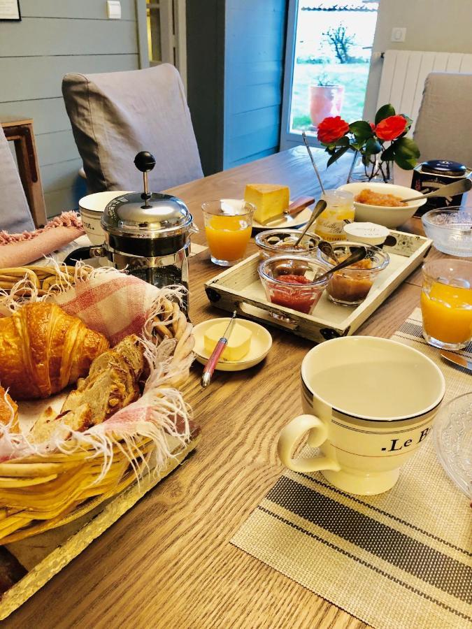 Bed and Breakfast Du Cote De L'Ombriere Geay  Zewnętrze zdjęcie